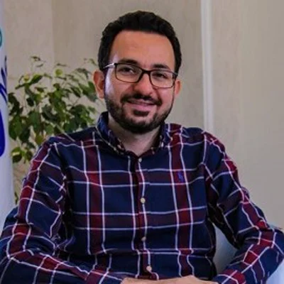 کاور گفتگو با هادی شجاری (1): بنیانگذار آریامدتور و ...