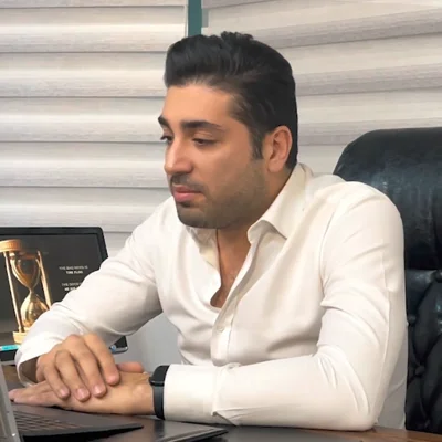 کاور اپیزود بیست و نهم؛فرشید آریاشکوه (آروین رایان سیستم، تولیدکننده نرمافزار های مالی و اداری برای سازمان های بزرگ)