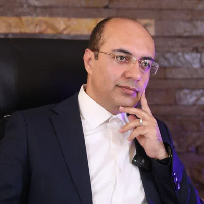 کاور اپیزود سی و چهار؛ دکتر رحیم محترم (مدرس و مشاور بازرگانی بین المللی، صادرات و واردات، مذاکرات و قرارداد)
