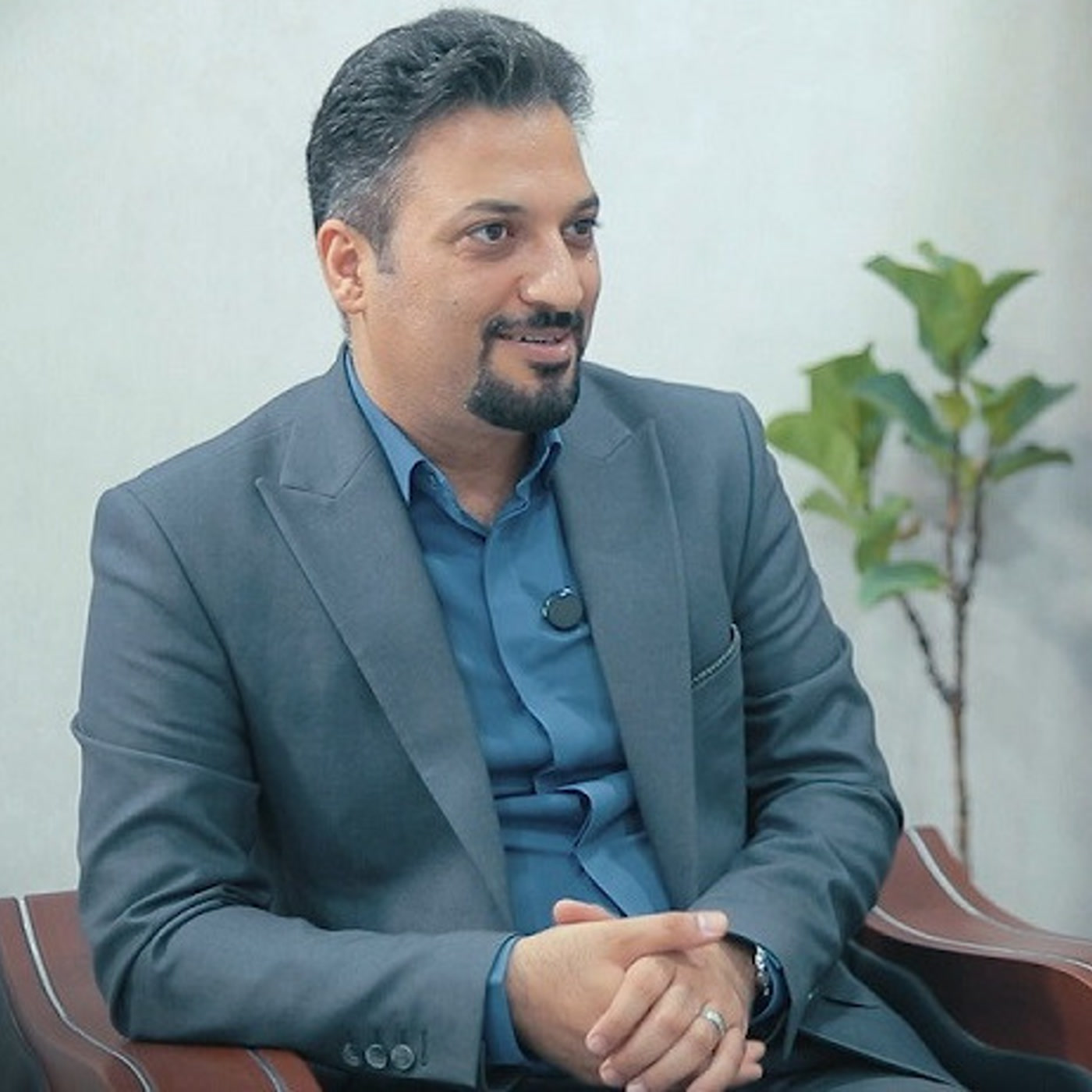 کاور اپیزود چهل و هفتم؛ دکتر مسلم بگل (بنیانگذار و مدیرعامل شرکت بهبود گستر لیام BGL؛ تولیدکننده تجهیزات پزشکی)