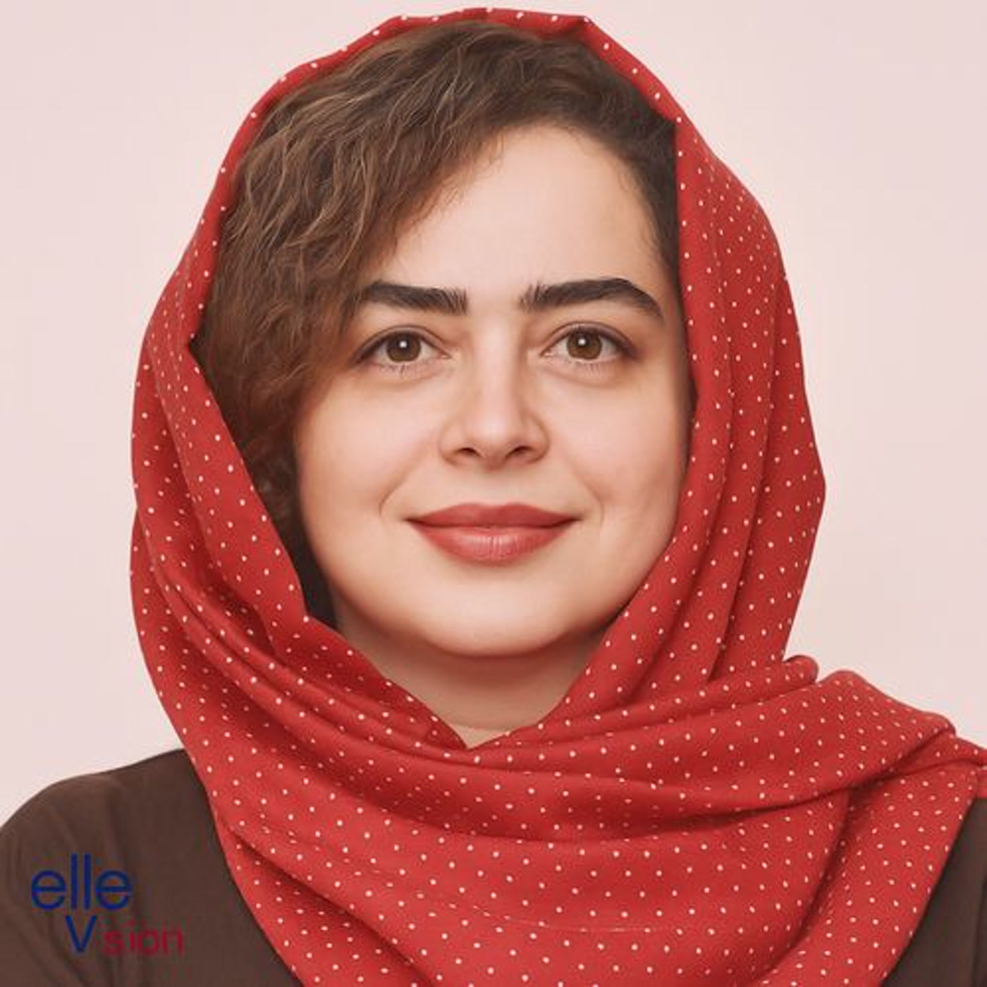 کاور E9- نگار عرب و مدیریت سه نقش در بحران جنگ ۱۲ روزه